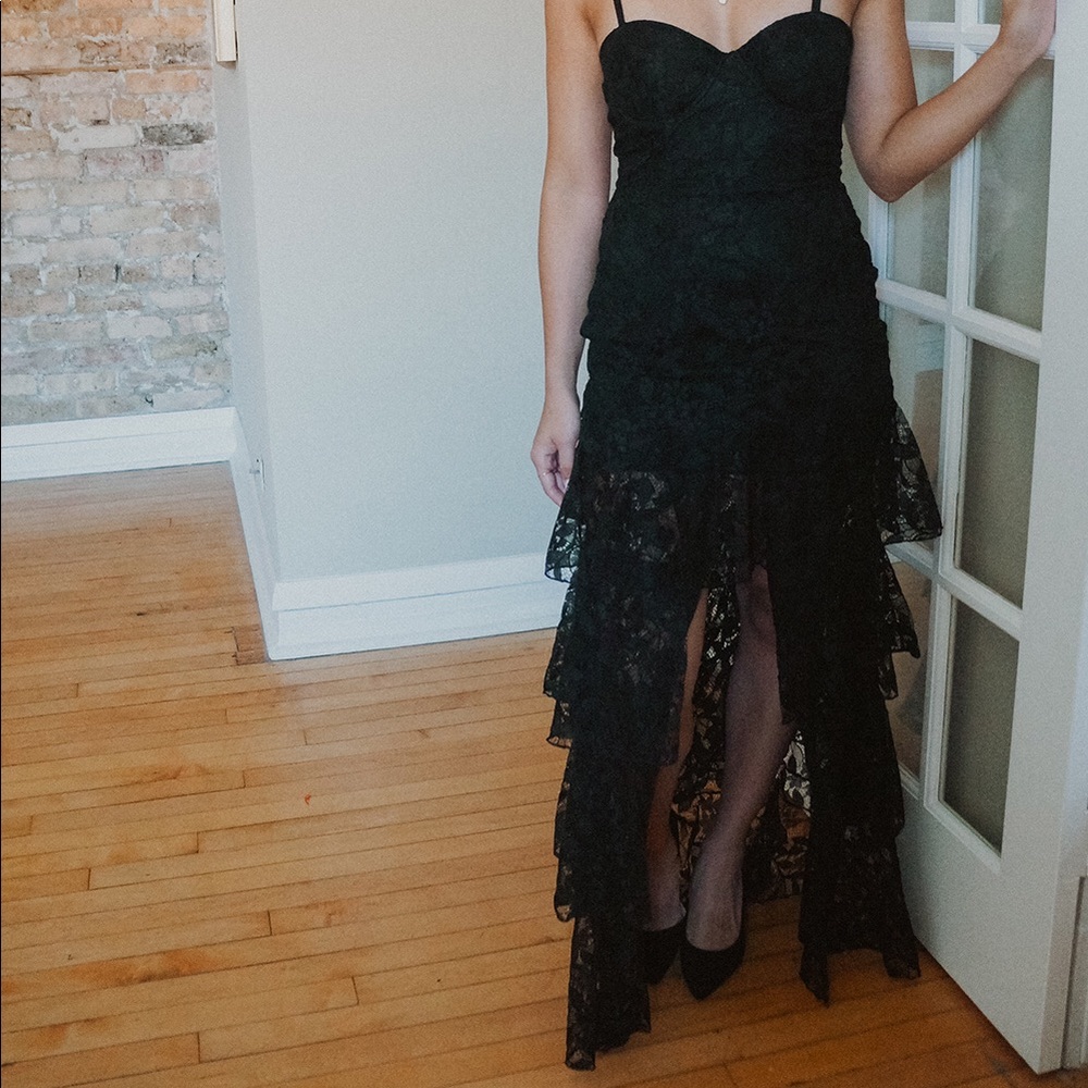 Lace and Ruffle Maxi Dress - Picture 6 of 7